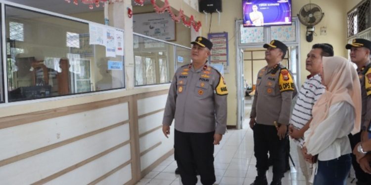 Pastikan Masyarakat Terlayani Optimal, Wakapolda Bengkulu Turun Tangan Cek Samsat & Satpas SIM Kepahiang