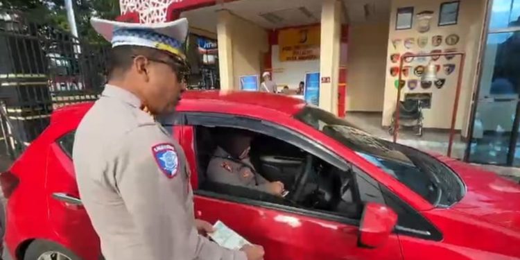 Tak Ada yang Kebal Hukum, Polisi Razia Kendaraan Anggota Sendiri di Operasi Zebra Nala