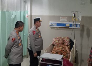 Wakapolda Bengkulu Jenguk Korban Penembakan PT ABS, Keluarga Desak Pelaku Segera Ditangkap