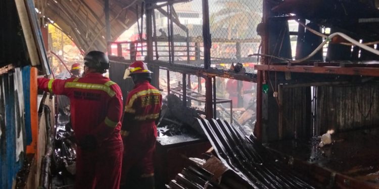 Tanpa Korban Jiwa, Tapi 30 Kios Ludes: Begini Detik-detik Kebakaran Pasar Karmia Jaya Simpang Kandis