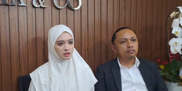 Klarifikasi Inara Rusli Terkait Pernikahan Siri hingga Laporan Polisi Ilegal Akses