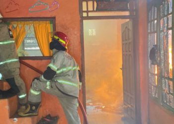 Asap Tebal Kepung Bumi Ayu, Rumah Petugas Damkar Terbakar Saat Pemilik Sedang Piket