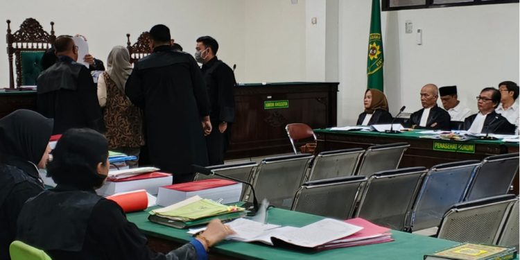 Tunggakan Pajak dan Dana Bagi Hasil Nihil, Sidang Mega Mall Bongkar Fakta Baru