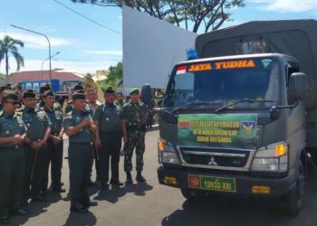 Korem 041/Gamas Kirim Empat Truk Bantuan untuk Korban Banjir Bandang Sumbar