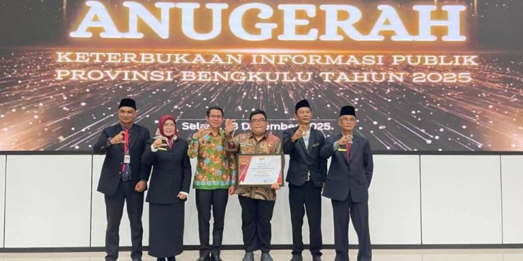 Pemkab Bengkulu Selatan Raih Predikat Informatif 2025, Bukti Komitmen Keterbukaan Informasi Publik