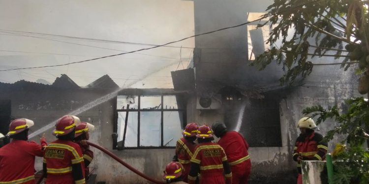 Kebakaran Hebohkan Ratu Samban Bengkulu Awal Tahun 2026