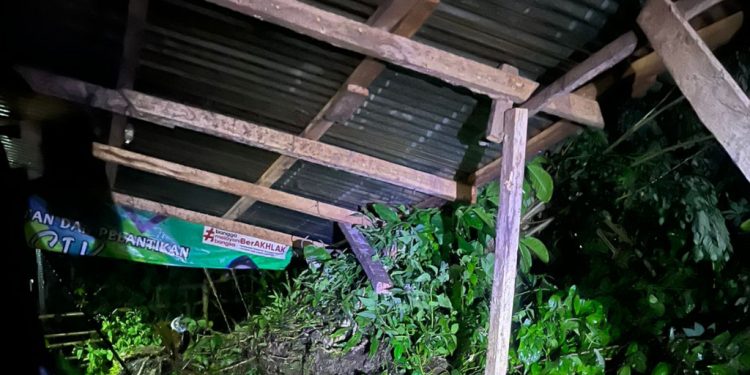 Tebing Longsor Hantam Rumah Warga Kepahiang, BPBD Imbau Waspada Cuaca Ekstrem