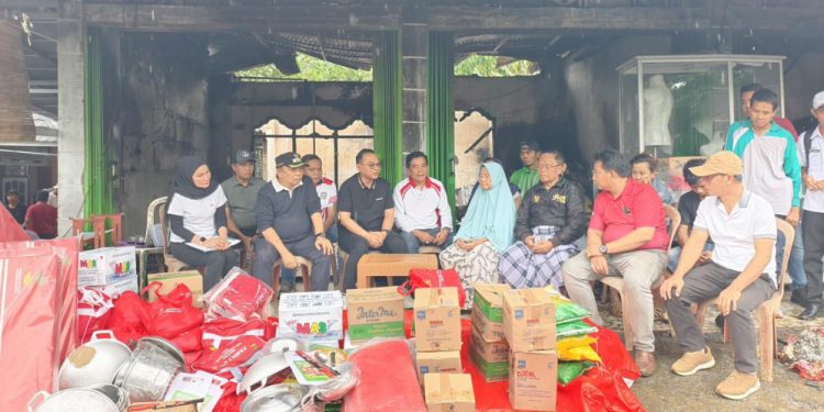 6 Ruko Terbakar di Pasar Tais, Bupati dan Wabup Seluma Beri Dukungan dan Bantuan