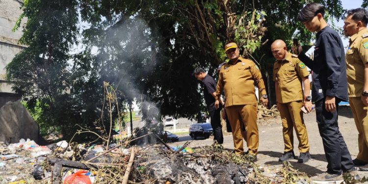 Pemkot Bengkulu Bertindak Tegas, TPS Liar di Pasar Baru Koto I Dibongkar