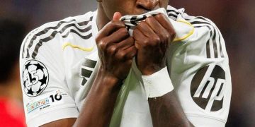 Serangan Balik Mematikan Vinicius Junior Depak Benfica dari Bernabeu, Madrid Lolos 16 Besar