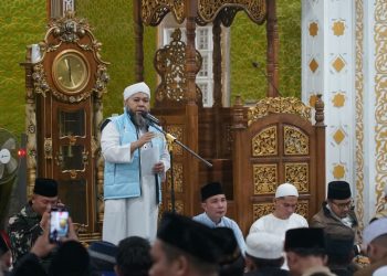 Subuh di Masjid, Siangnya Tinjau Proyek Miliaran! Safari Ramadhan 1447H Gubernur Bengkulu