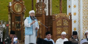 Subuh di Masjid, Siangnya Tinjau Proyek Miliaran! Safari Ramadhan 1447H Gubernur Bengkulu