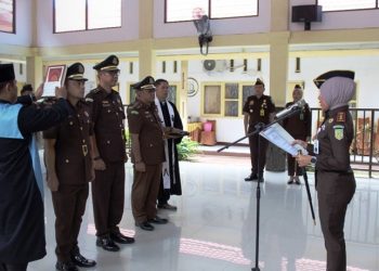 Empat Kasi Kejari Kaur Resmi Berganti, Ini Pesan Tegas Kajari Soal Integritas Aparat