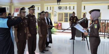 Empat Kasi Kejari Kaur Resmi Berganti, Ini Pesan Tegas Kajari Soal Integritas Aparat