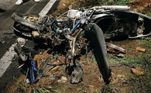 Balap Liar di Pantai Panjang Berujung Lakalantas, Dua Motor Hancur Pengendara Kabur