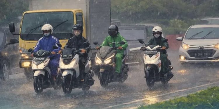 Cuaca Ekstrem Ancam Bengkulu, BMKG Prediksi Angin Kencang Tiga Hari ke Depan