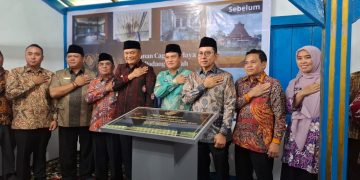 Menbud Fadli Zon Resmikan Pemugaran Masjid Padang Betuah di Bengkulu Tengah