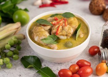 Jangan Kalap! Ini Risiko Banyak Makan Bersantan Saat Berbuka Puasa