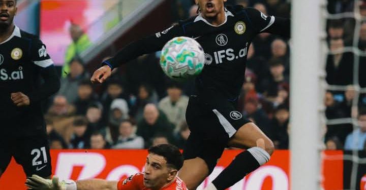 Chelsea Bungkam Publik Villa Park, Joao Pedro Cetak Hattrick Fantastis