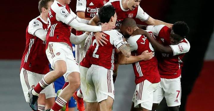 Arsenal Tekuk Chelsea 2-1, Perlebar Jarak Lima Poin dari Man City