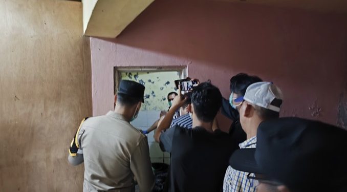 Insiden Bus Tabrak Tiang Listrik Picu Pemadaman di Seginim dan Air Nipis