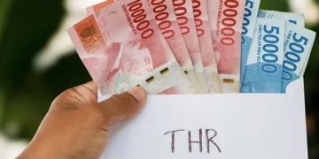 Jangan Habis untuk Belanja, Manfaatkan THR dengan Cara Ini