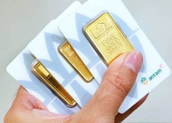 Turun Rp25.000 per Gram, Simak Tabel Harga Emas Antam Jumat Pagi Ini di Sini