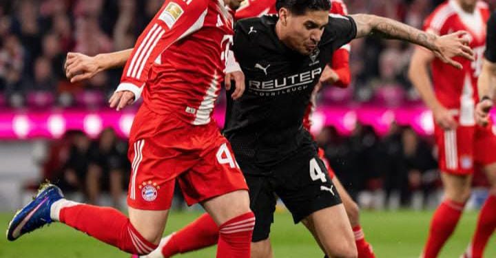 Kevin Diks Tampil 90 Menit, Gladbach Tak Berdaya Dihantam Badai Gol Bayern